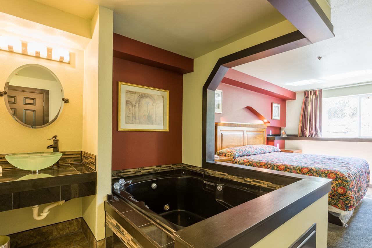بيلينغام، واشنطن Bay City Inn المظهر الخارجي الصورة