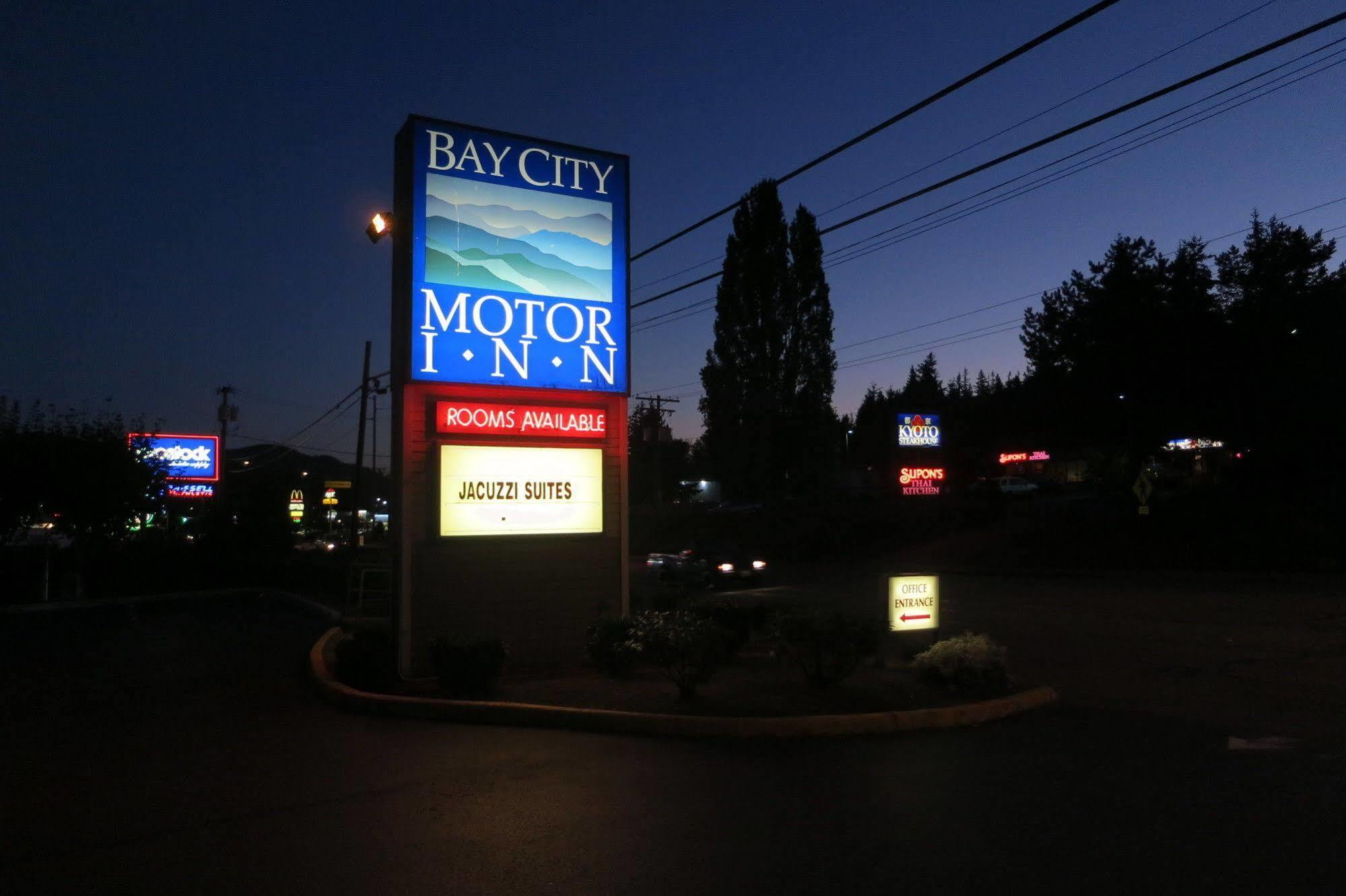 بيلينغام، واشنطن Bay City Inn المظهر الخارجي الصورة