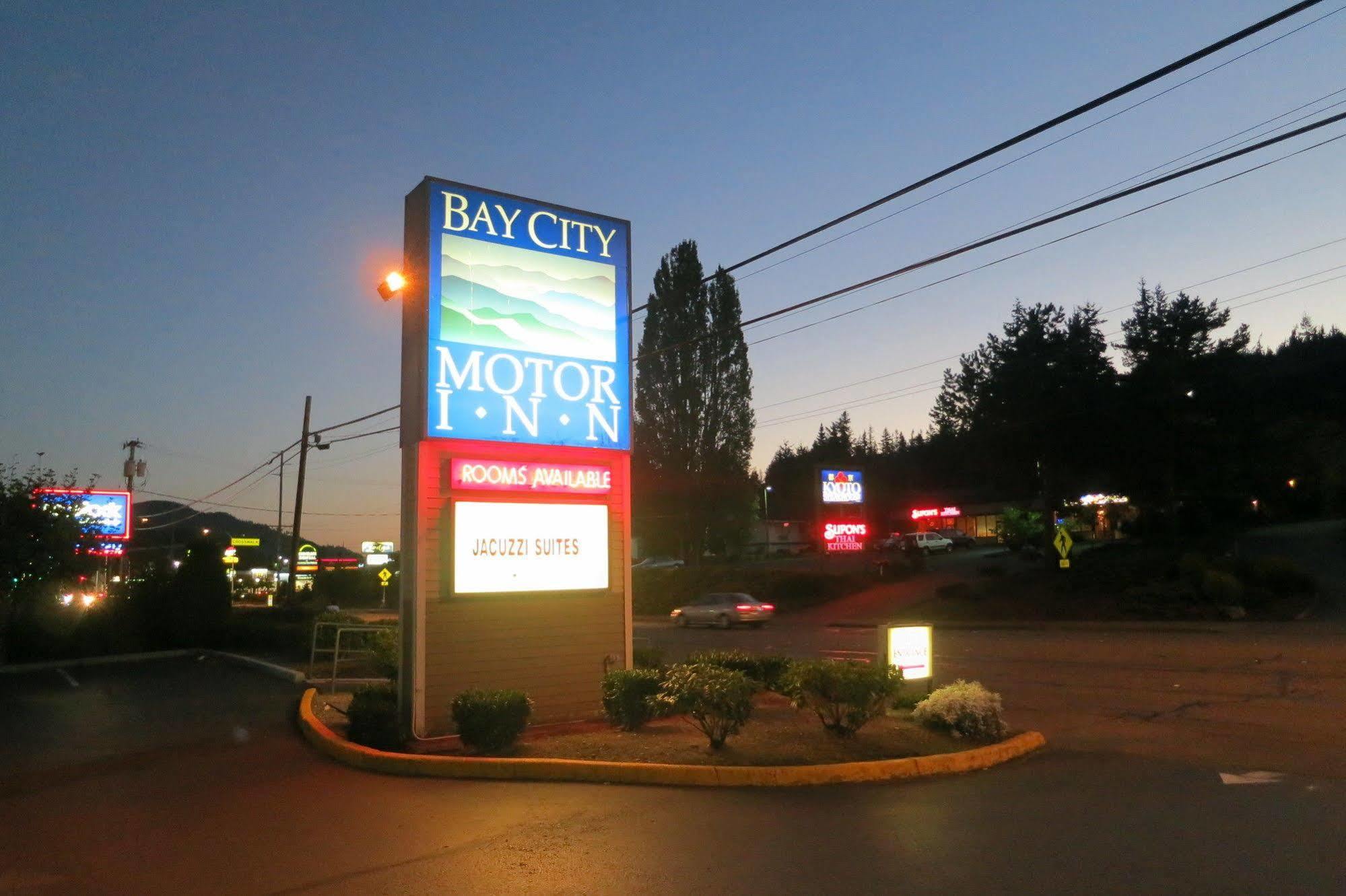 بيلينغام، واشنطن Bay City Inn المظهر الخارجي الصورة